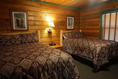 motels shaver lake ca